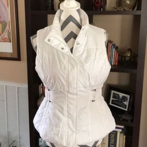 New York Company White Puffer Vest
